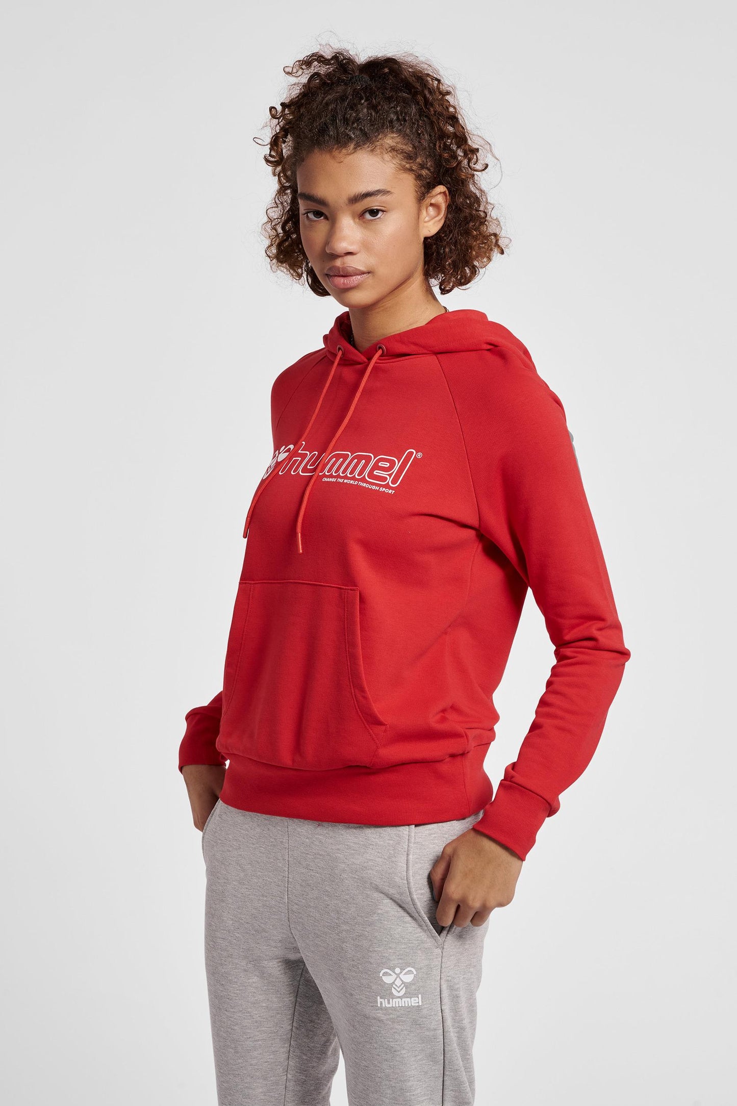 HUMMEL - Hmlnoni 2.0 Hoodie - Barbados Cherry