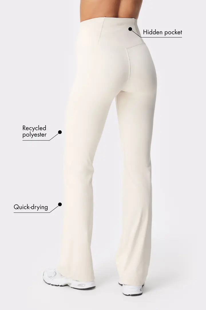 Soft Flared Leggings - for kvinde - STRONGER - Flare