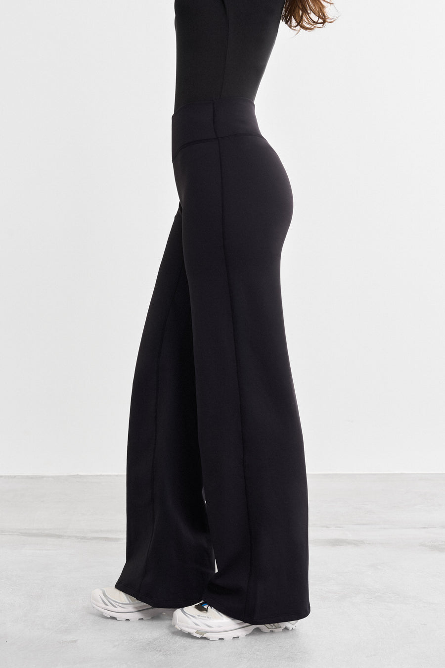 Warming Straight Leg Pants · Black